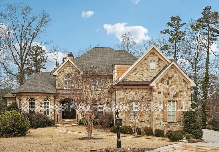 343 Summer Garden Dr — Photo 2
