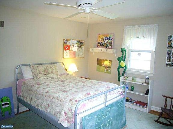 3rd image of 2504 Deepwood Dr