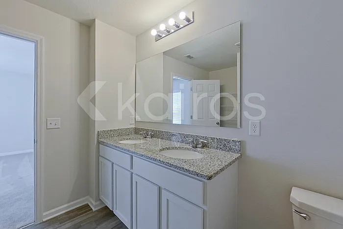 1802 Nebraska Loop — Photo 9