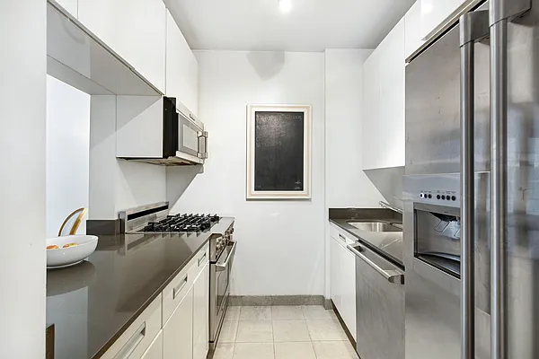 Rented by Compass | media 13