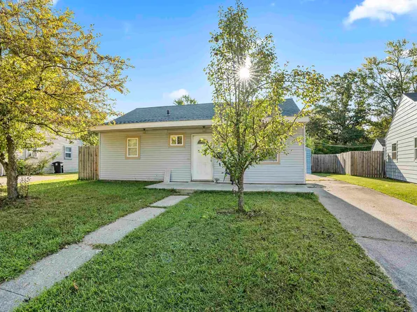 5117 Oliver St, Fort Wayne, IN 46806