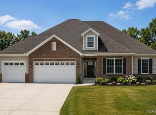 412 Alder Ridge Dr, O'Fallon, IL 62269