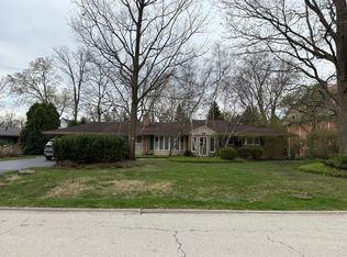 1415 Burr Oak Dr, Glenview, IL 60025
