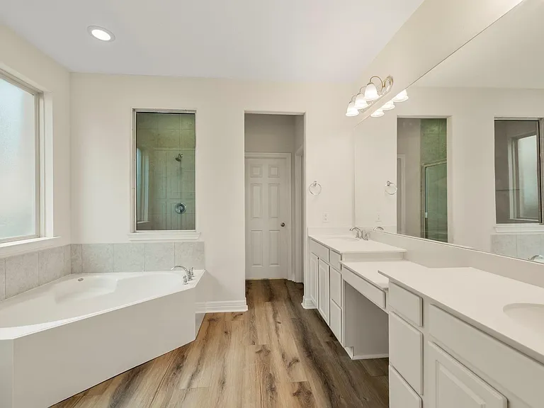 9439 Peralta Creek Ct — Photo 21