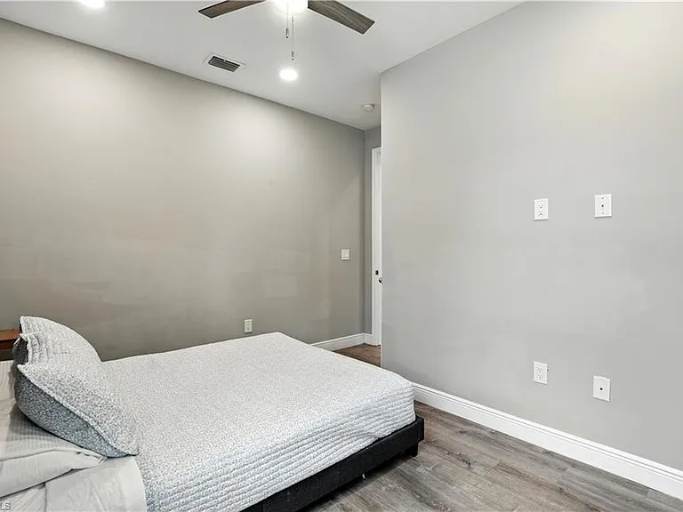 10140 Carolina St — Photo 29