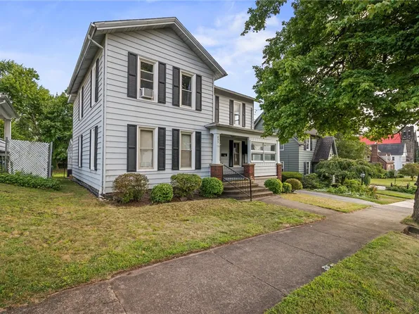 433 W Ridge Ave, Sharpsville, PA 16150