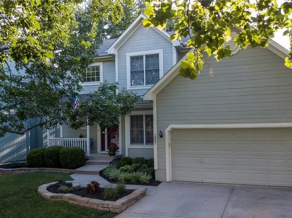 1031 N Marion St, Olathe, KS 66061