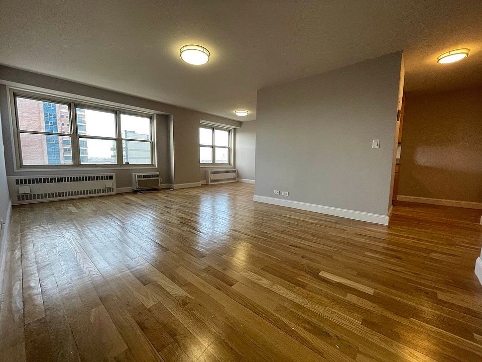 1st image of 12333 83rd Ave APT 1208