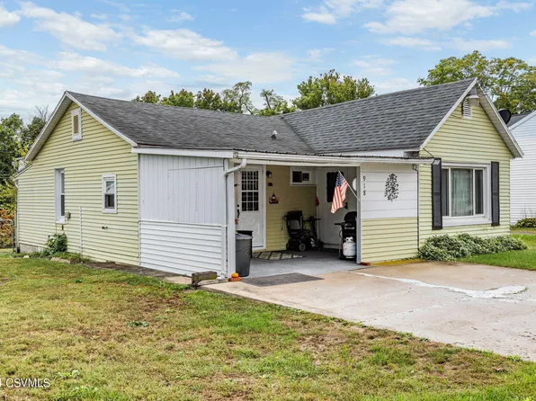 918 E 8th St, Bloomsburg, PA 17815