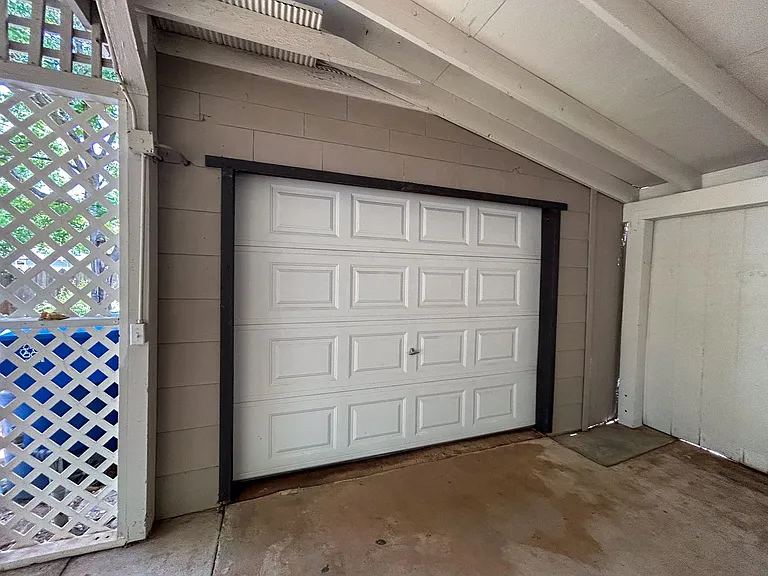 2821 Blue View St — Photo 12