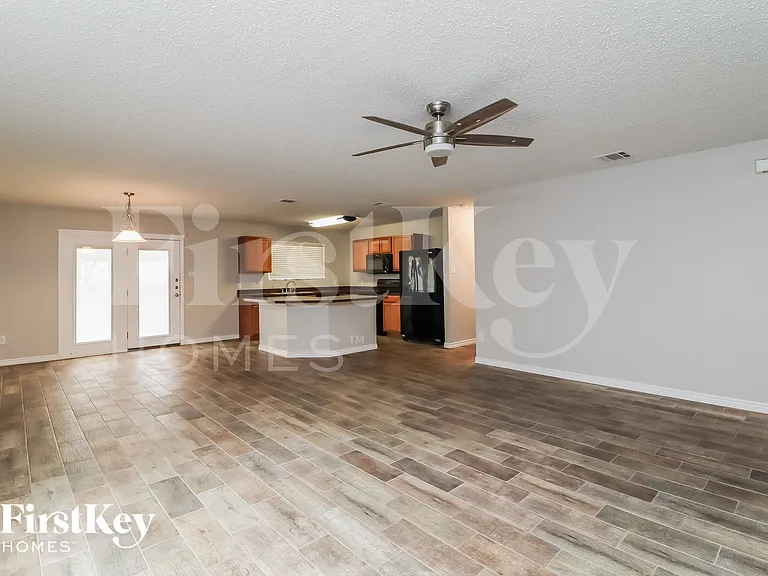 6200 Winnebago Ct — Photo 5