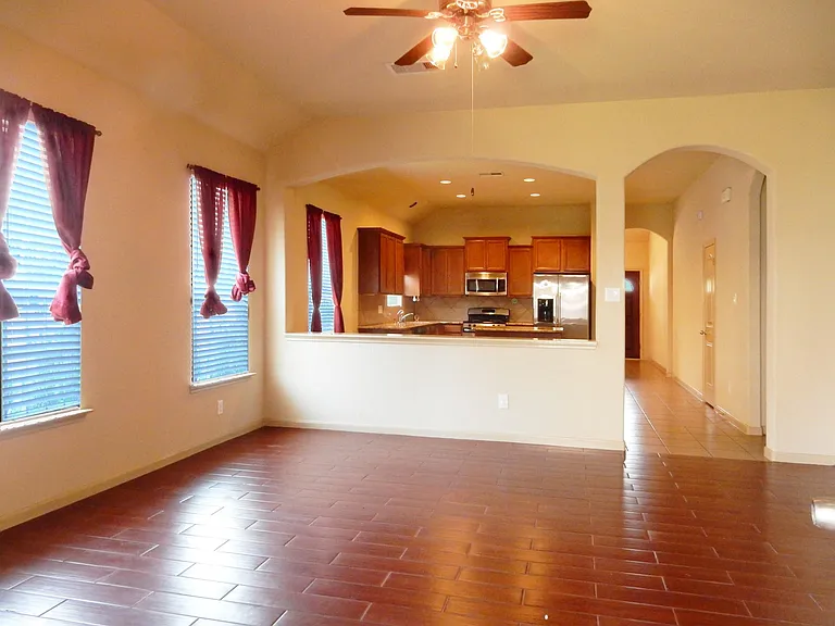 24510 Avellino Ct — Photo 12