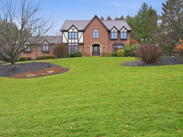 1500 Fox Chase Dr, Sewickley, PA 15143