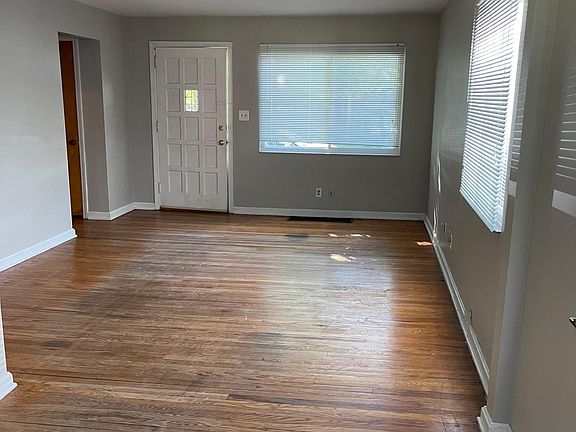 2nd image of 2511 21st St