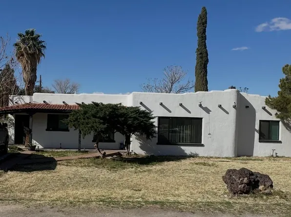 4527 Emory Rd, El Paso, TX 79922