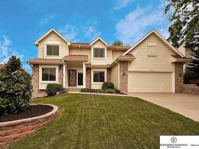 13442 Sherwood Ave — Photo 1