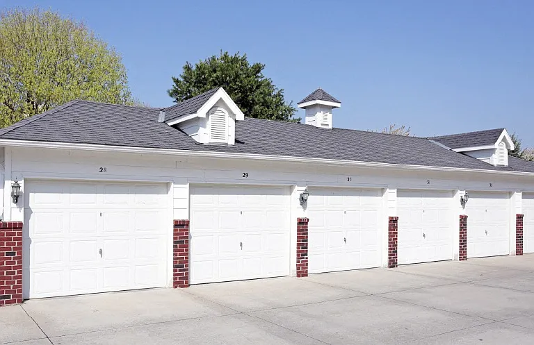 Rockledge Oaks Apartments — Photo 26