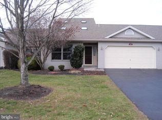1479 Maplewood Dr, New Cumberland, PA 17070