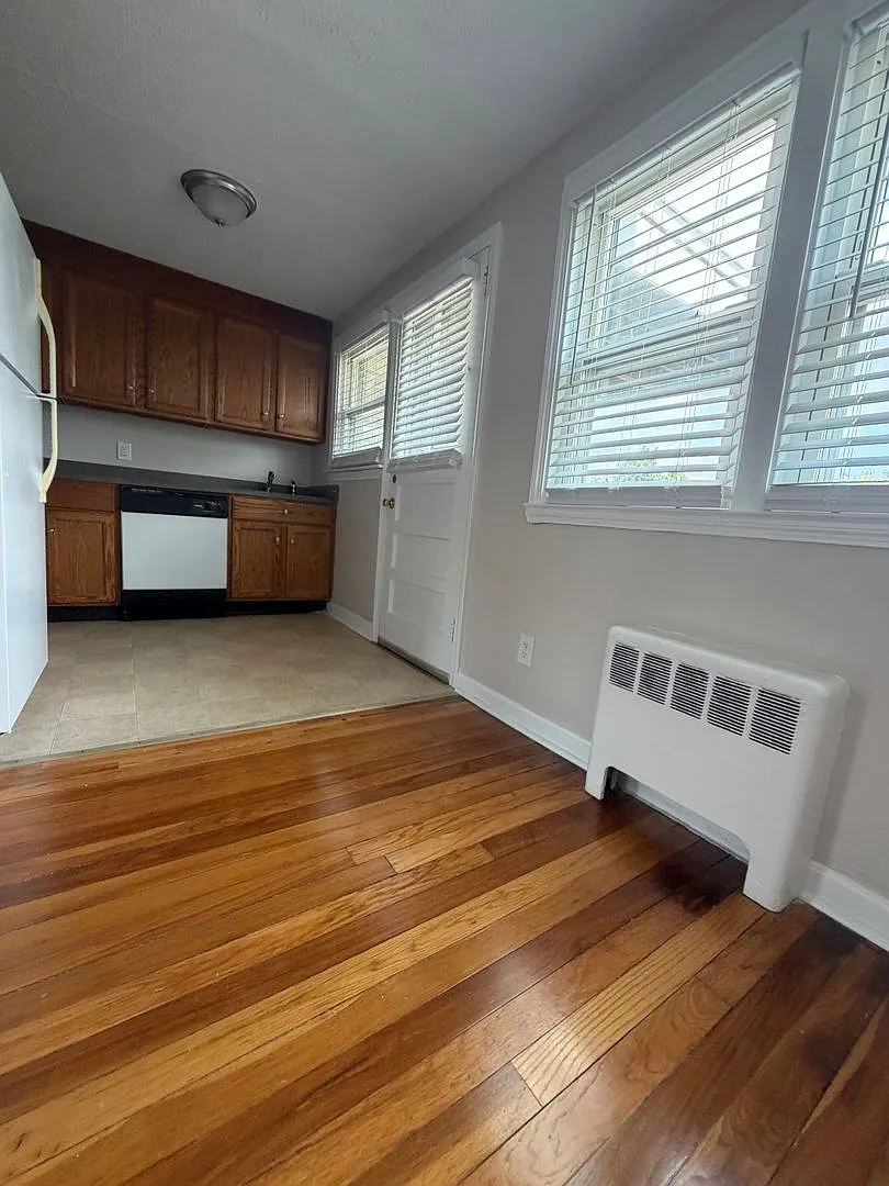 Shawomet Gardens Apartments — Photo 4
