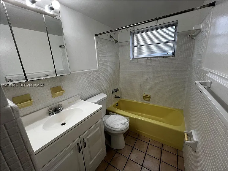 13 NE 2nd Ave #104 — Photo 9