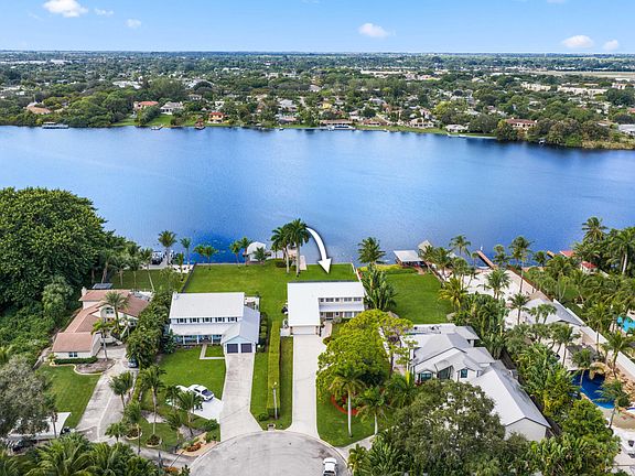 4th image of 2097 Circle Place Drive