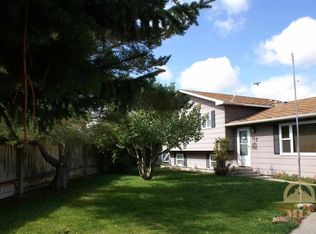 117 Sunrise Dr, Livingston, MT 59047