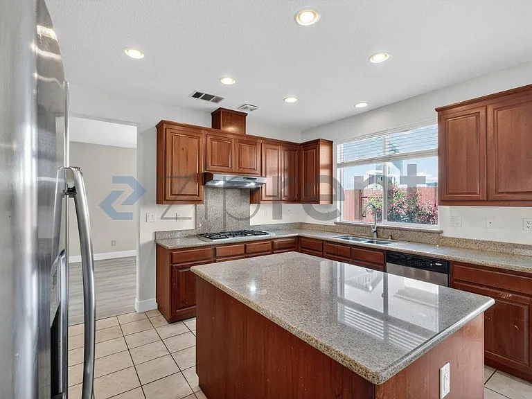 26 Escher Cir — Photo 10