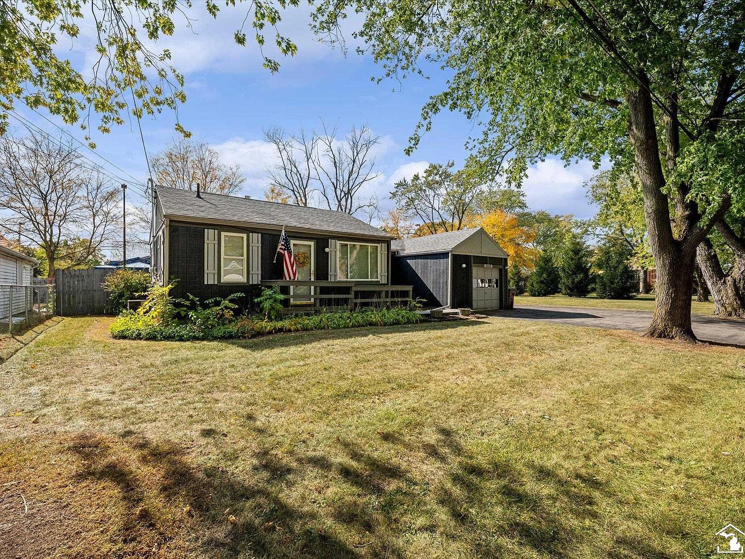 5949 Roseland Ave, Monroe, MI 48161 Zillow