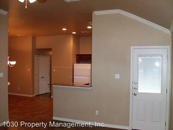 4th image of 4706 Passion Flower Blvd APT B