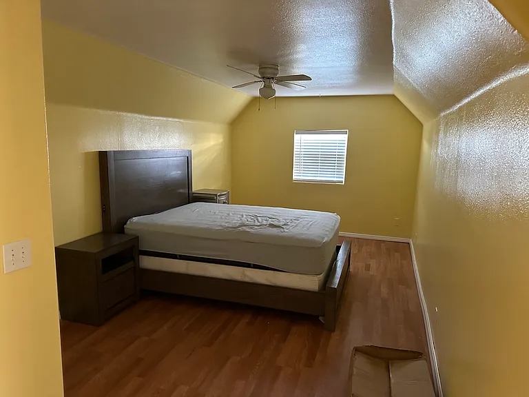 Large upstairs master bed with attached bathroom and seperate closet space around 500 sq feet.