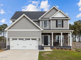 158 Peletier Shores Dr, Peletier, NC 28584
