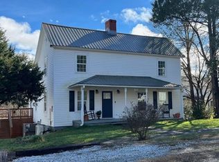 536 Broadway St, Newry, SC 29672