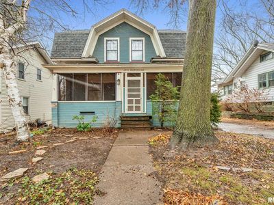 2001 Tremont Ave, Davenport, IA, 52803