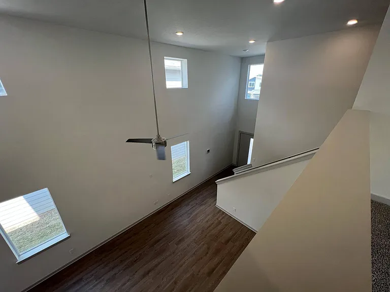 443 Wilshire Rd — Photo 15