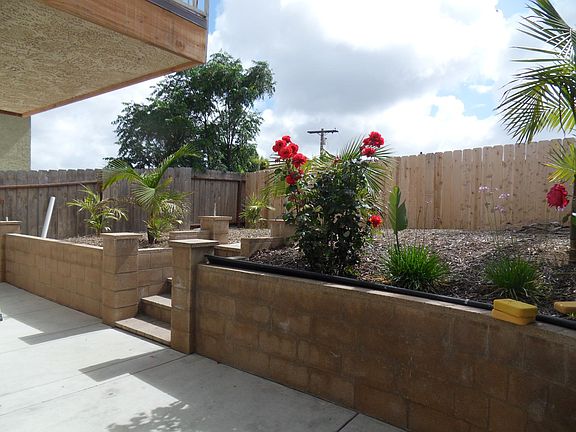 2nd image of 208 Camino Corto