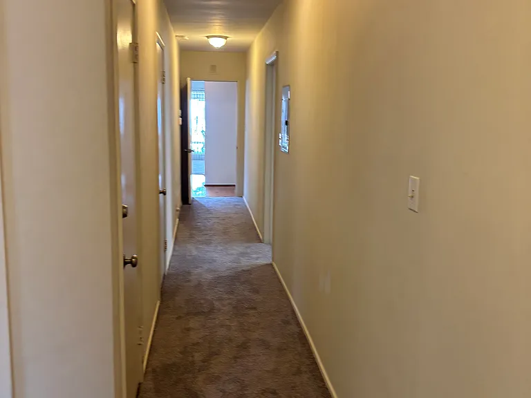 915 Ocean Ave #302 — Photo 36