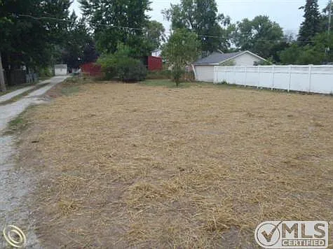 1412 Wells St photo 1