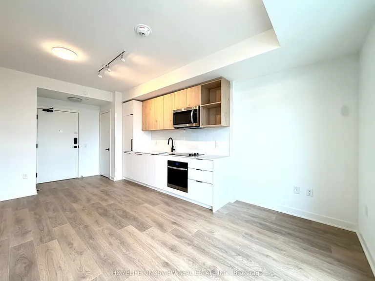 1185 Dupont St #1204 — Photo 5