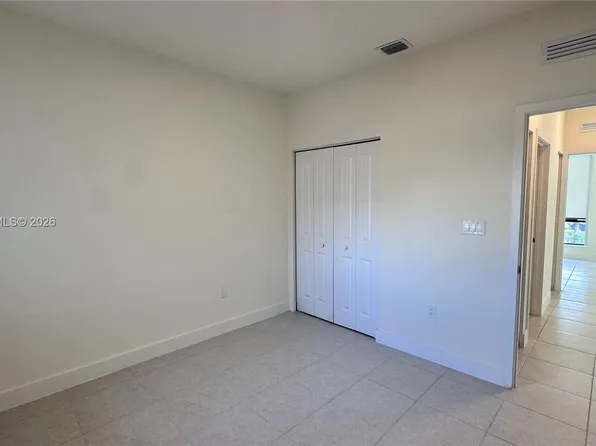 8001 NW 41st St, Miami, FL