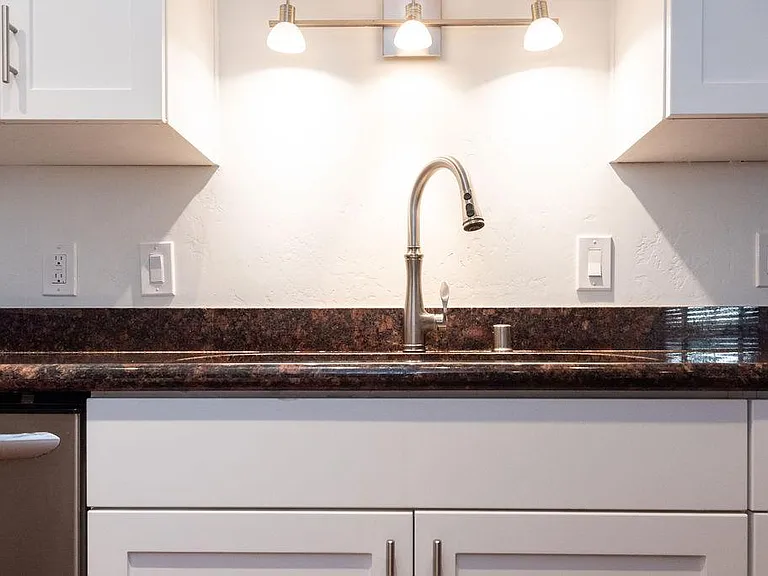 863 Sapphire St #9 — Photo 9