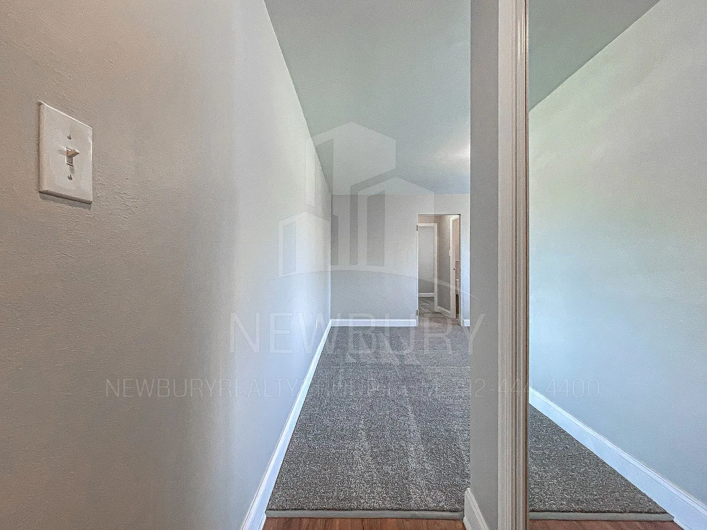 Aspen Court Apartments — Photo 3