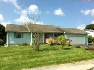 1606 Maplehurst Dr, Somerset, PA 15501