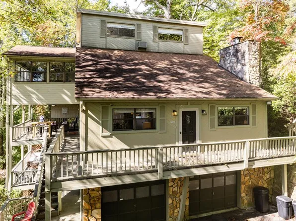 488 Woodland Hts, Franklin, NC 28734