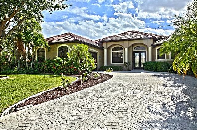 1st image of 2318 SW 44th Ter