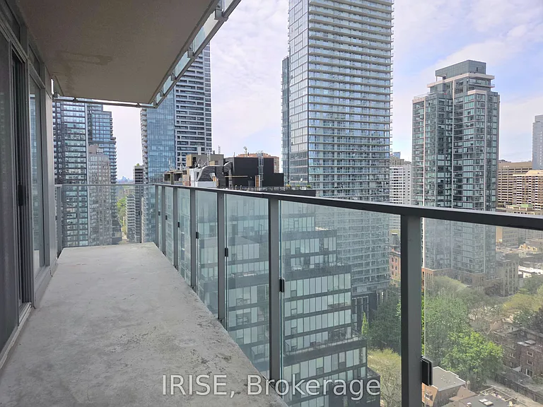 50 Wellesley St E #2602 — Photo 11
