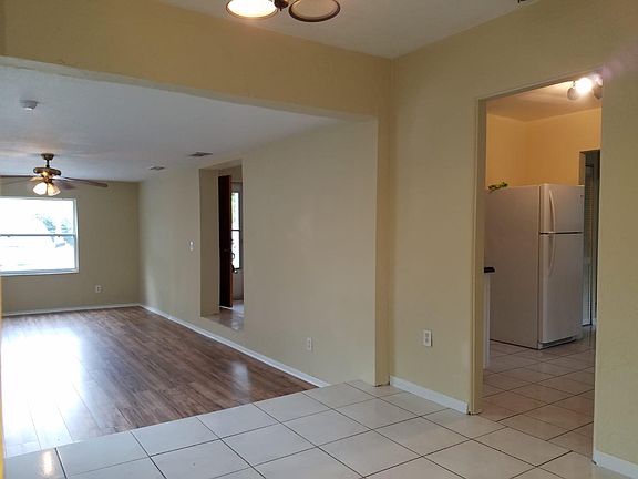 3rd image of 2482 14th Ave S