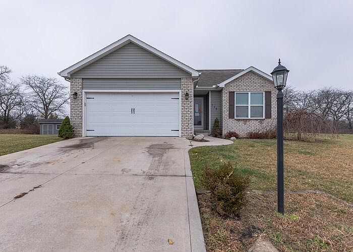 1st image of 115 Tamarack Dr
