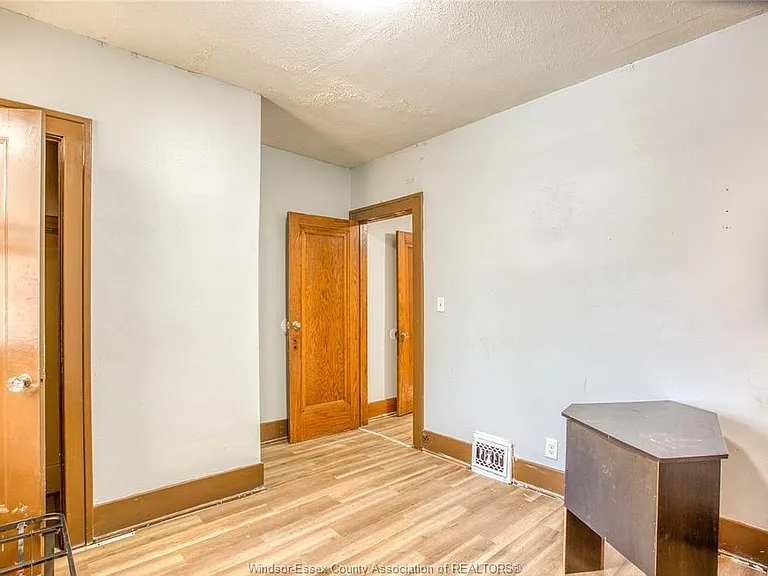 478 Rosedale Ave #UPPER — Photo 9