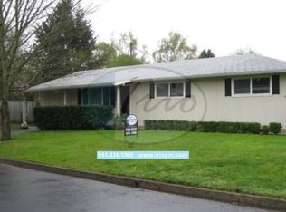 1750 Tamarack St, Springfield, OR 97477