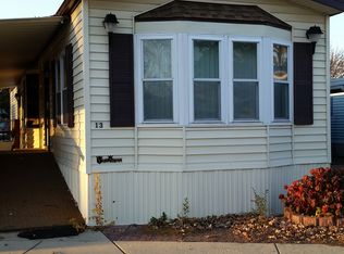 1336 Douglas Ave TRAILER 13, Montgomery, IL 60538